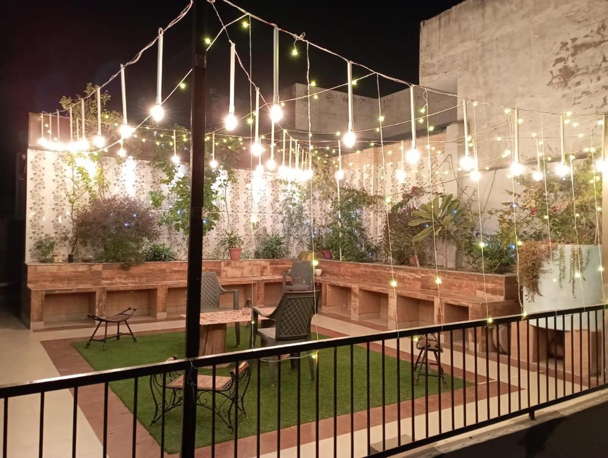 The Hideout Agra Homestay Near Taj Экстерьер фото