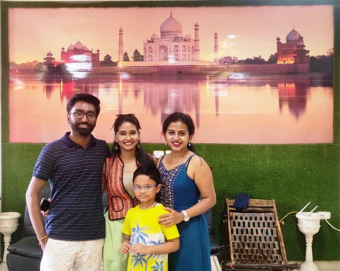 The Hideout Agra Homestay Near Taj Экстерьер фото