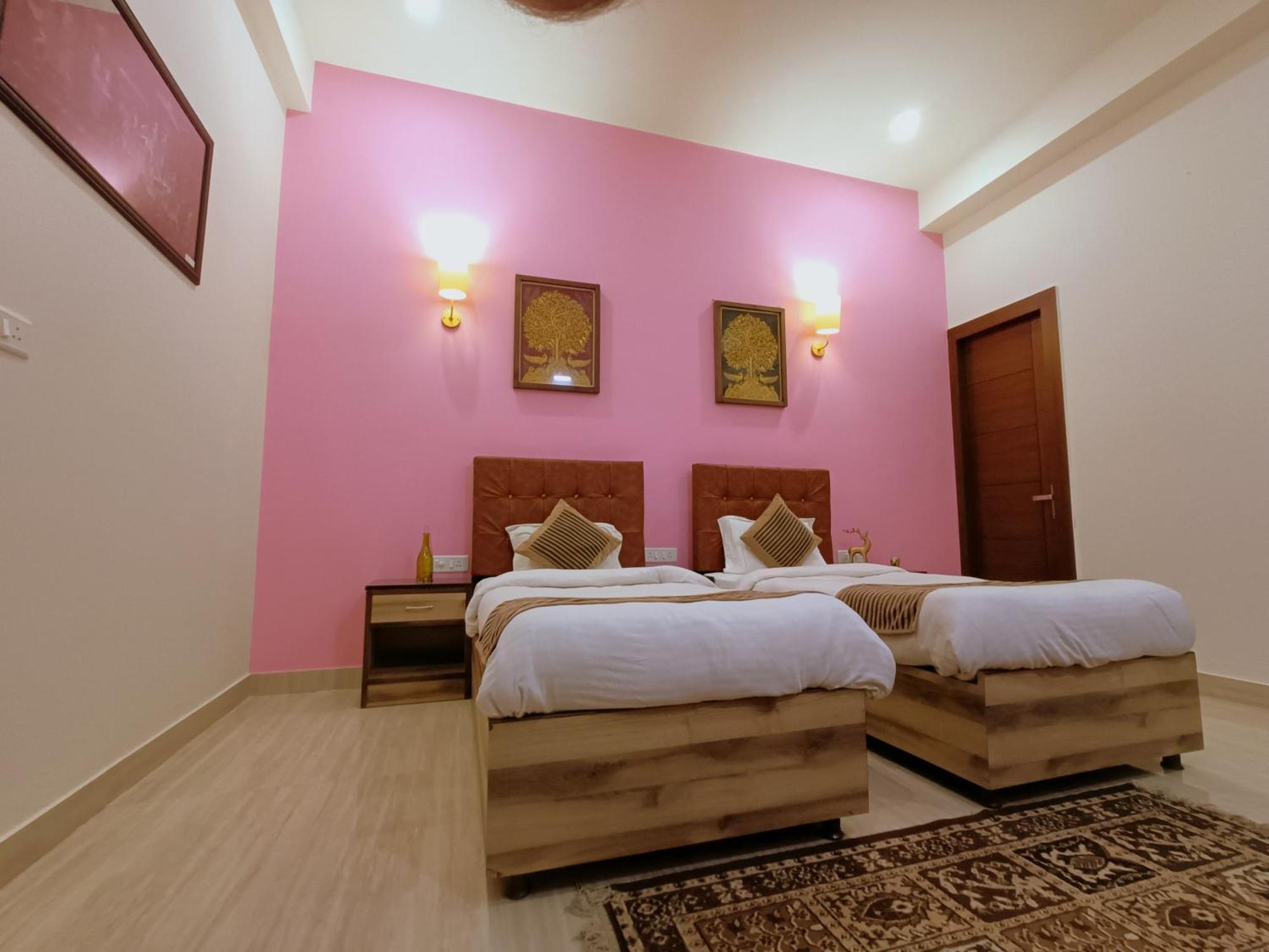 The Hideout Agra Homestay Near Taj Экстерьер фото