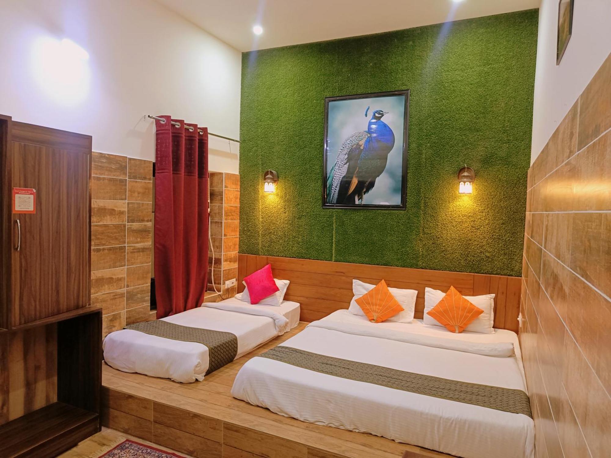 The Hideout Agra Homestay Near Taj Экстерьер фото